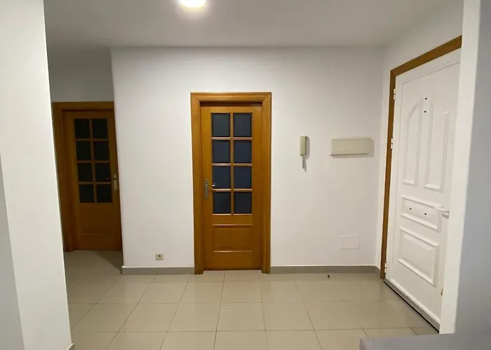 Apartman Amplio Cerca De La Playa 6 *